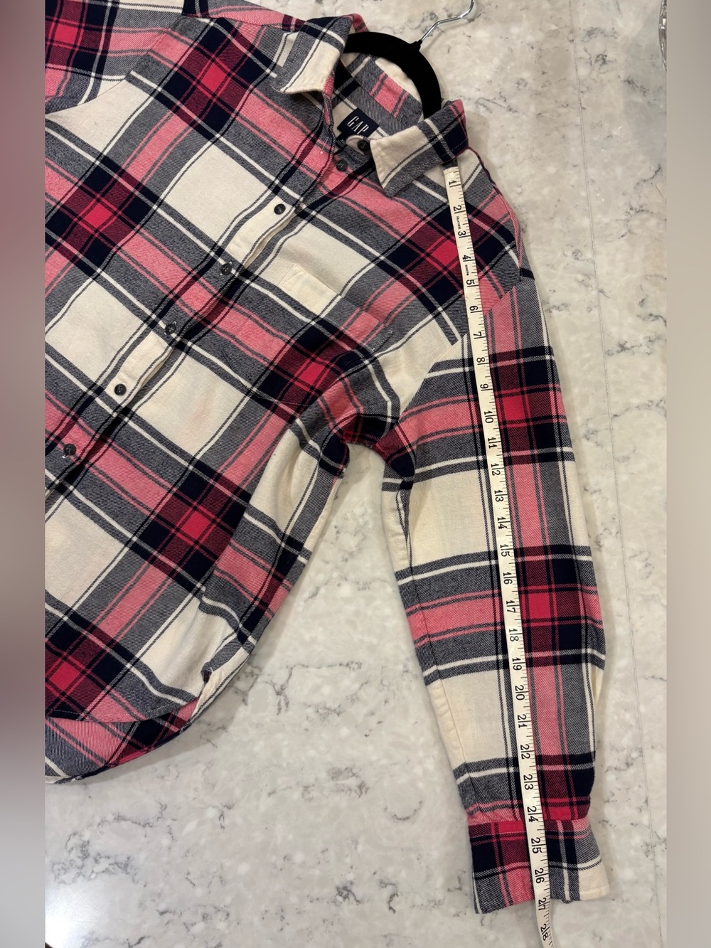 GAP (OVERSIZED) XS women’s Pink,Cream
& Gray/Navy Plaid Button-Down Shirt. - Picture 13 of 13